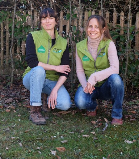 Blick auf die Gebietsbetreuerinnen des Landratsamts Mathilde Cuchet & Daniela Feige | © Landratsamt Garmisch-Patenkirchen