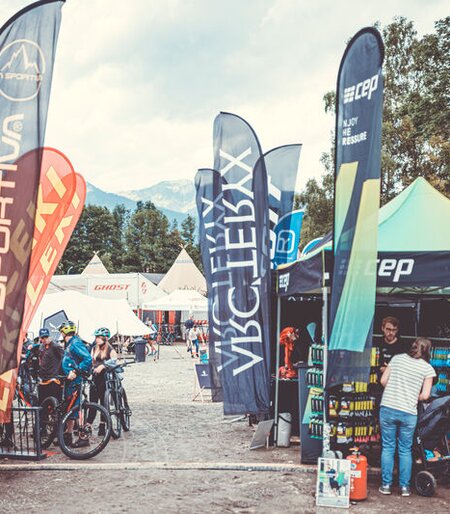 Blick auf das Testcenter beim AlpenTestival | © Christian Stadler/ stadlerphoto.com
