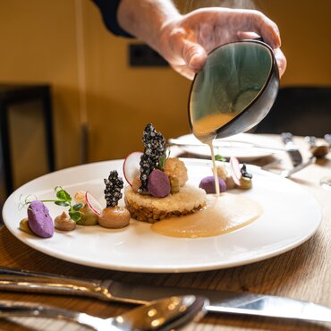 Restaurant 4Eck Garmisch-Partenkirchen | © GaPa Tourismus GmbH/Roadtrip the World Restaurant 4Eck Garmisch-Partenkirchen | © GaPa Tourismus GmbH/Roadtrip the World