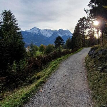 Kramerplateauweg Garmisch-Partenkirchen | © GaPa Tourismus GmbH Blick vom Kramerplateauweg auf Wettersteinmassiv | © GaPa Tourismus GmbH